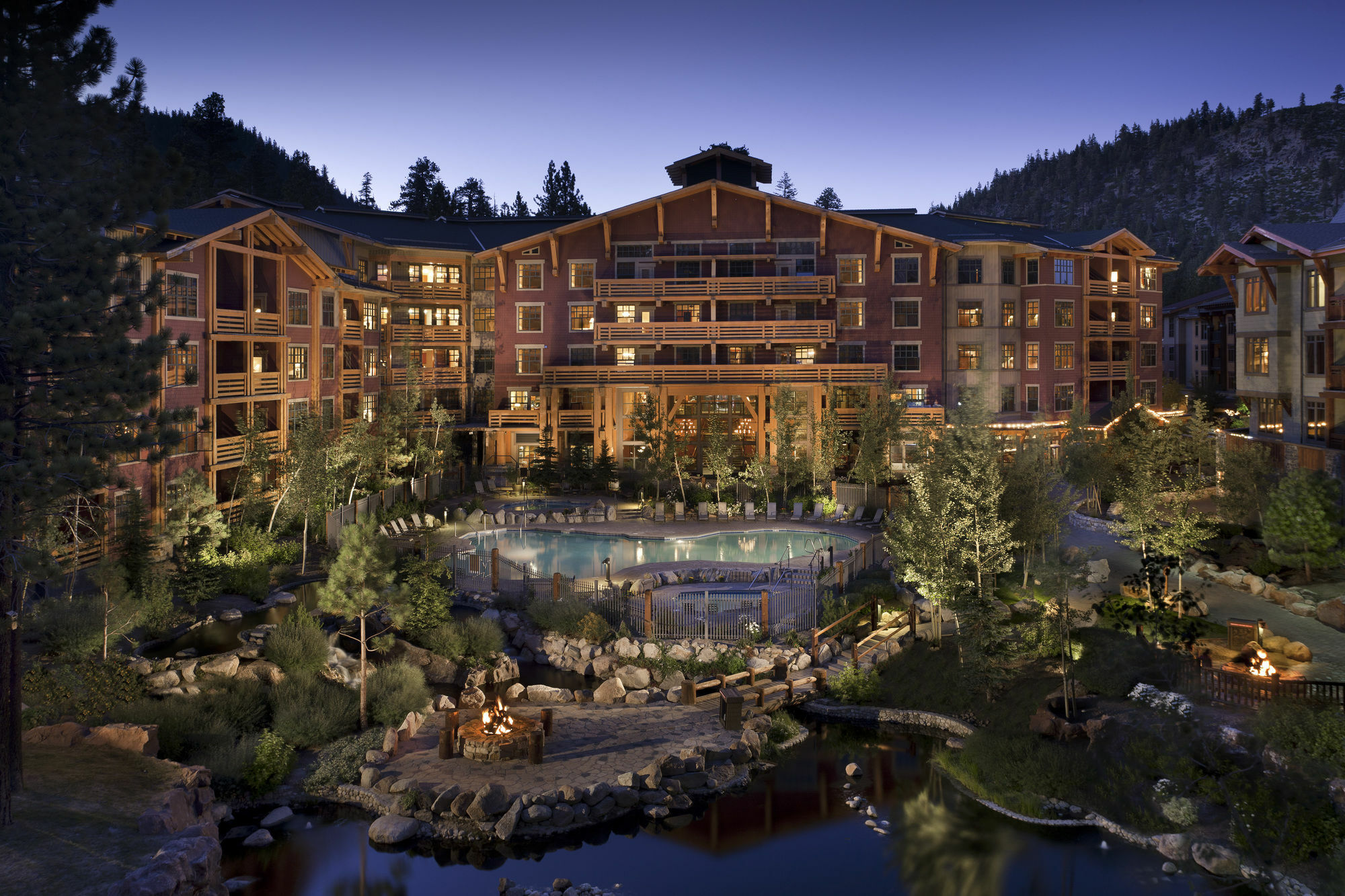 The Village Lodge Маммот Лейкс Экстерьер фото